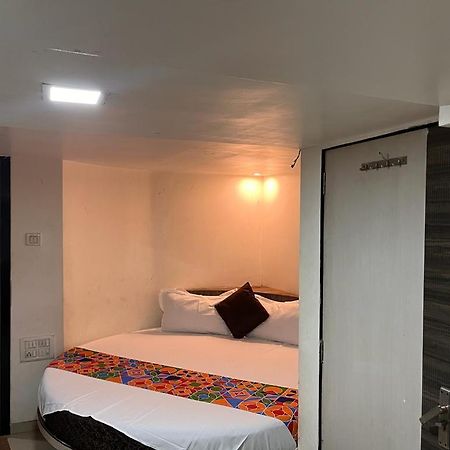 Hotel Havana Mumbai  Buitenkant foto